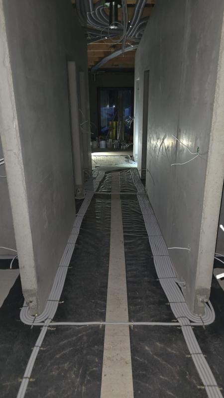 100000660457d5e3081126220340